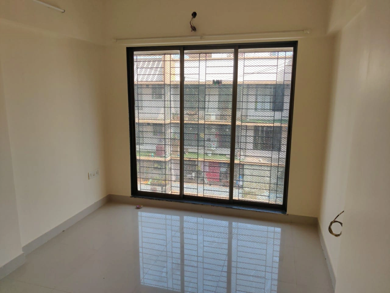 2 BHK Flat for Sale in Sethia green view , Goregaon West